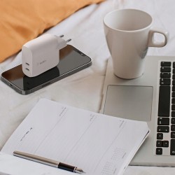 Outlet Adapter Belkin CB30296