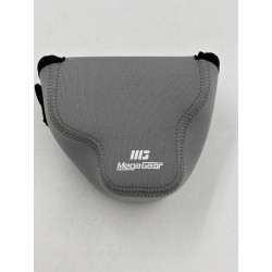 Outlet MegaGear neoprenowy pokrowiec na aparat kompatybilny z Canon EOS M50
