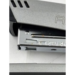 Zszywacz Biurowy Maped odcienie szarości i srebra uniwersalny pojemny