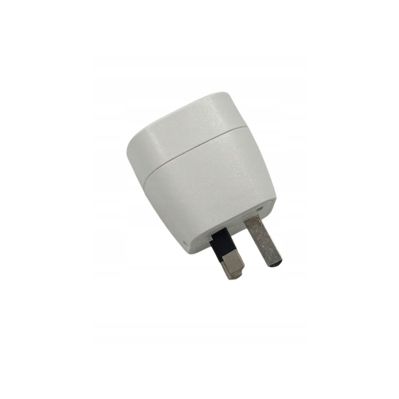 Outlet Adapter podróżny z Europy do Wielkiej Brytanii 10A/250 V uniwersalny