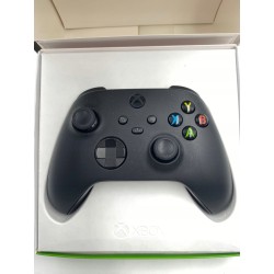 Outlet Kontroler bezprzewodowy Xbox Series X / S QAT-00009 czarny OPIS
