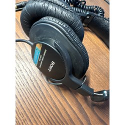 Outlet Słuchawki wokółuszne Sony MDR-7506