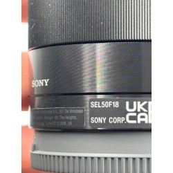 USZKODZONY Obiektyw Sony E 50mm f/1.8 OSS stałoogniskowe śr. 49 cm Optical