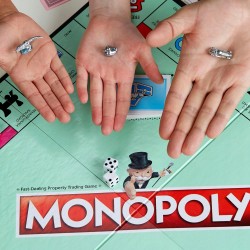 Outlet Gra planszowa Hasbro Monopoly Classic Londyn wersja angielska
