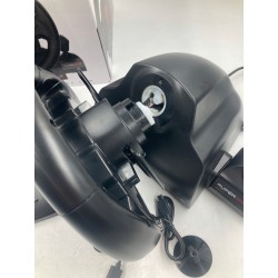 USZKODZONY SUBSONIC kierownica gamingowa 220 RS-X z pedałami LED SA5720-3